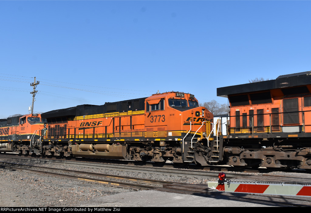 BNSF 3773